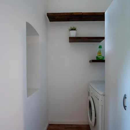 Апартаменты Modern, Flat With Workspace Берлин