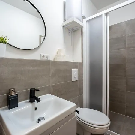 Appartement Modern, Flat With Workspace *