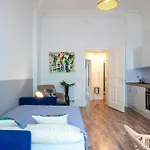 Modernes In Mitte