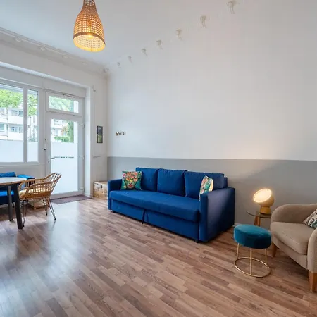 Modern, Flat With Workspace