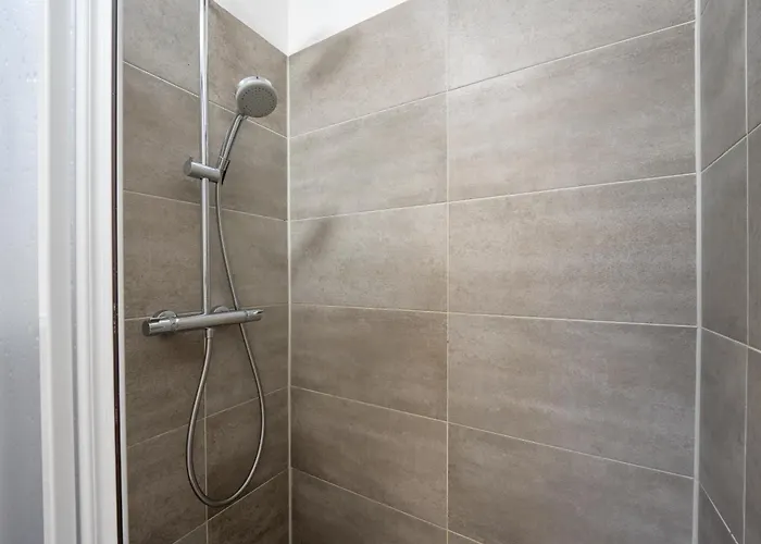 Modern, Flat With Workspace Berlín